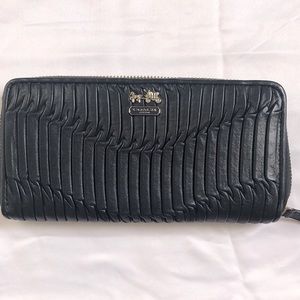 Beautiful all leather Coach wallet